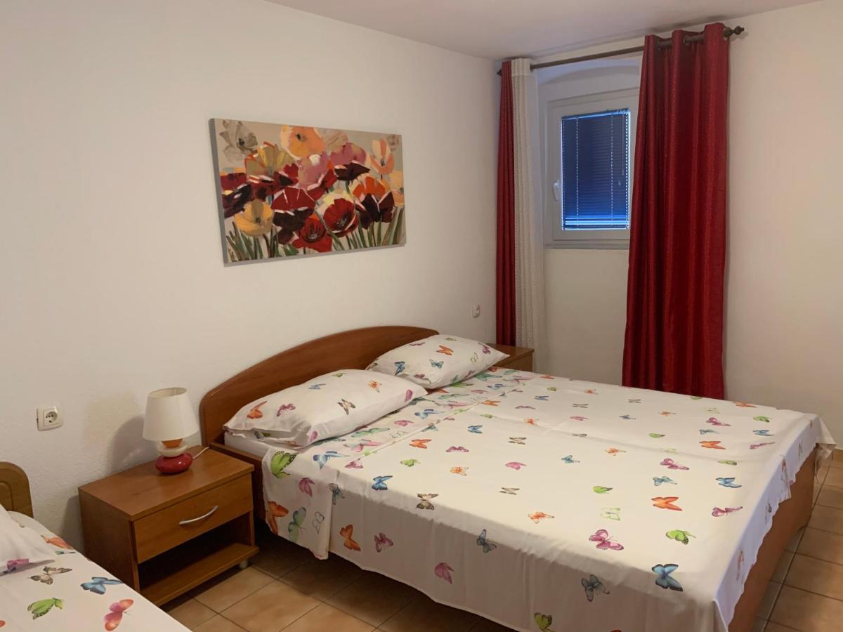 Centar1 Lägenhet Baška Voda Exteriör bild