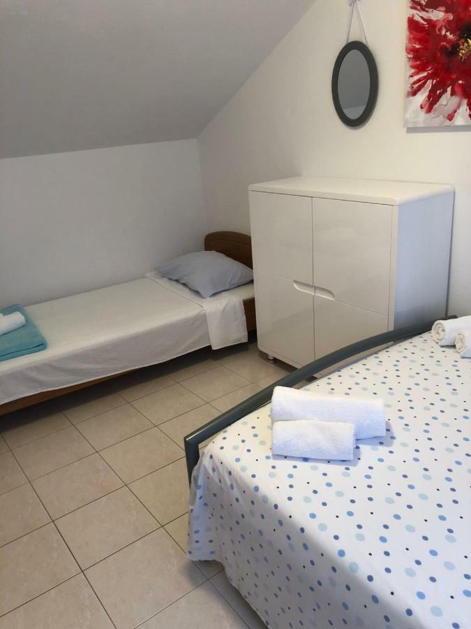 Centar1 Lägenhet Baška Voda Exteriör bild